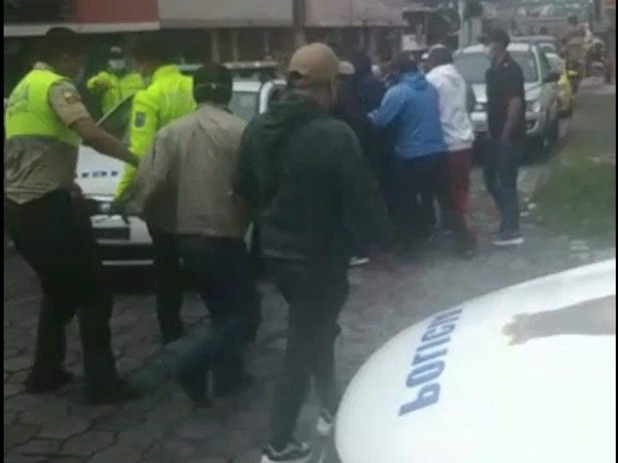 Captura de Pantalla 2021-06-13 a la(s) 18.34.39